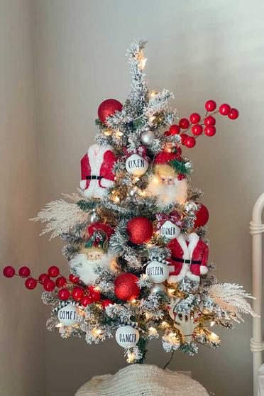 85 Christmas Tree Ideas That Are Seriously Stunning